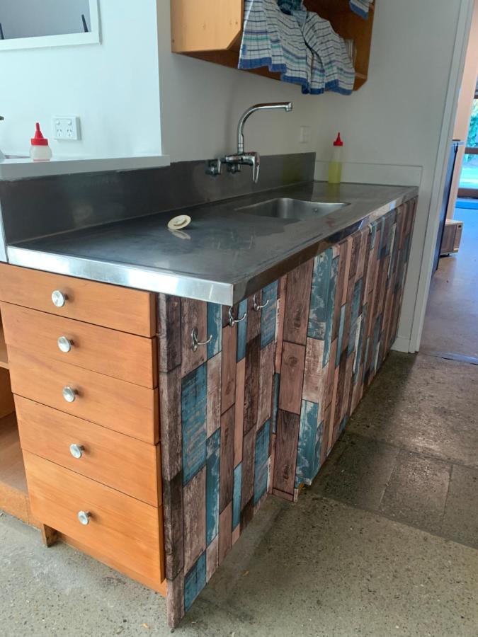 Wanaka Backpackers Bothy Hostel ภายนอก รูปภาพ