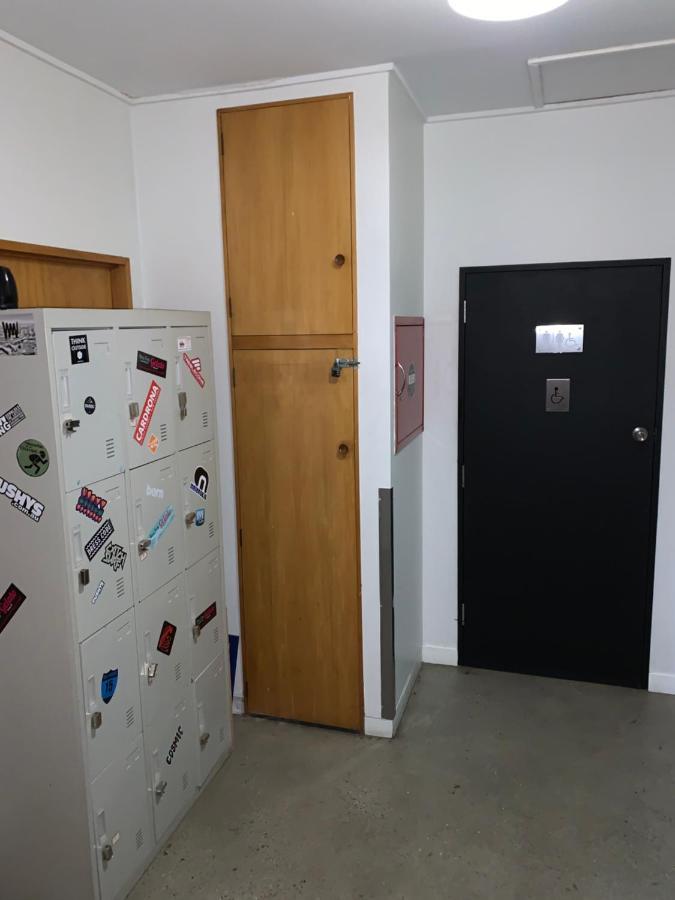 Wanaka Backpackers Bothy Hostel ภายนอก รูปภาพ