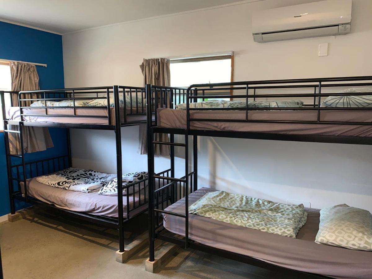 Wanaka Backpackers Bothy Hostel ภายนอก รูปภาพ